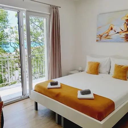 - Danijel Appartement Starigrad Paklenica