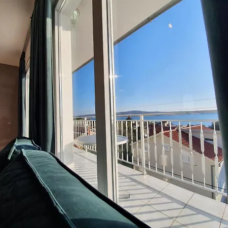 Apartament - Danijel Starigrad Paklenica