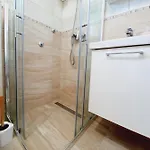 - Danijel Apartamento *